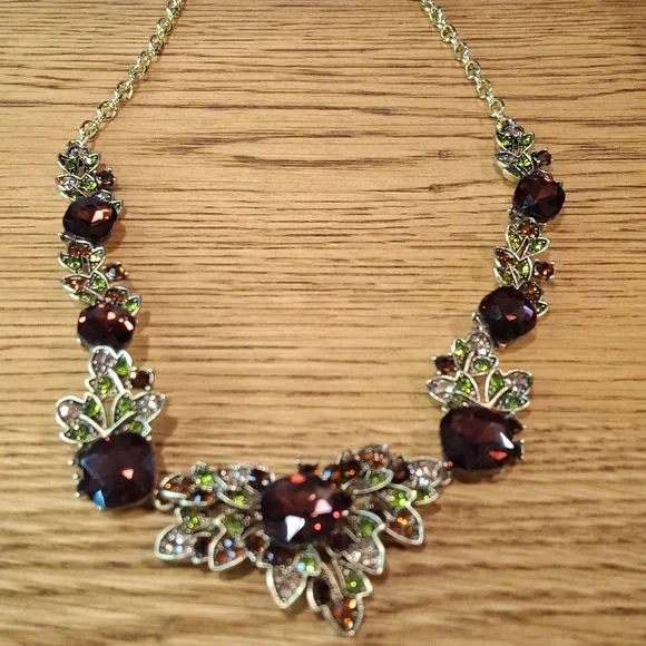 Stunning Gold & Red Floral Statement Necklace - Picture 4 of 7